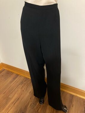 Classic Black Wide-Leg Pants - Elegant Everyday Staple. Item# TSp50